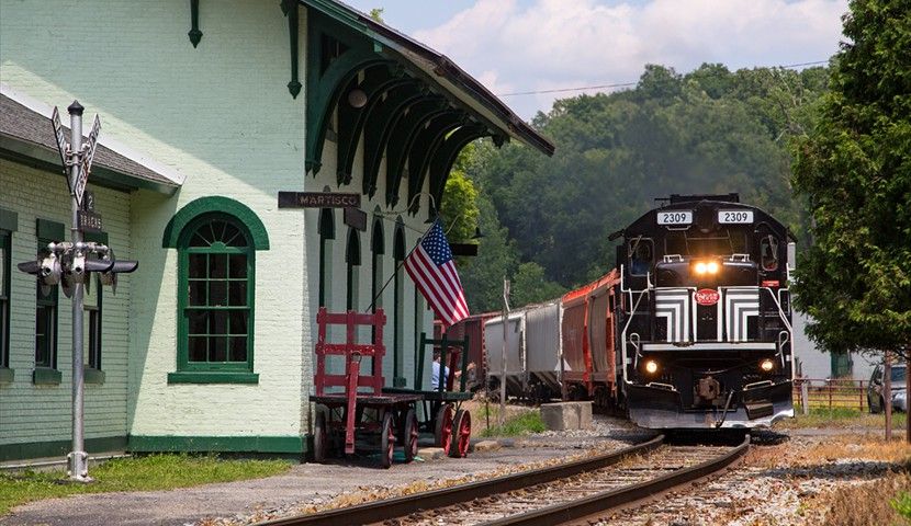 Finger Lakes Railway locomotive at the yard